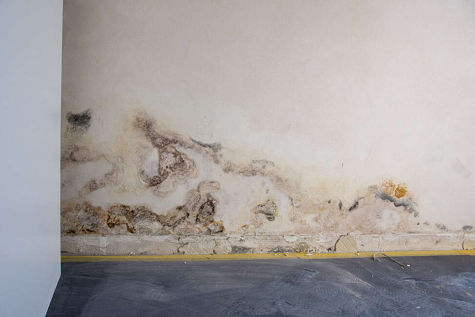 aqua protect vochtbestrijding opstijgend vocht behandelen met aqua creme 001